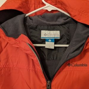 Like NEW!!  Columbia waterproof parka (sz L 14/16)